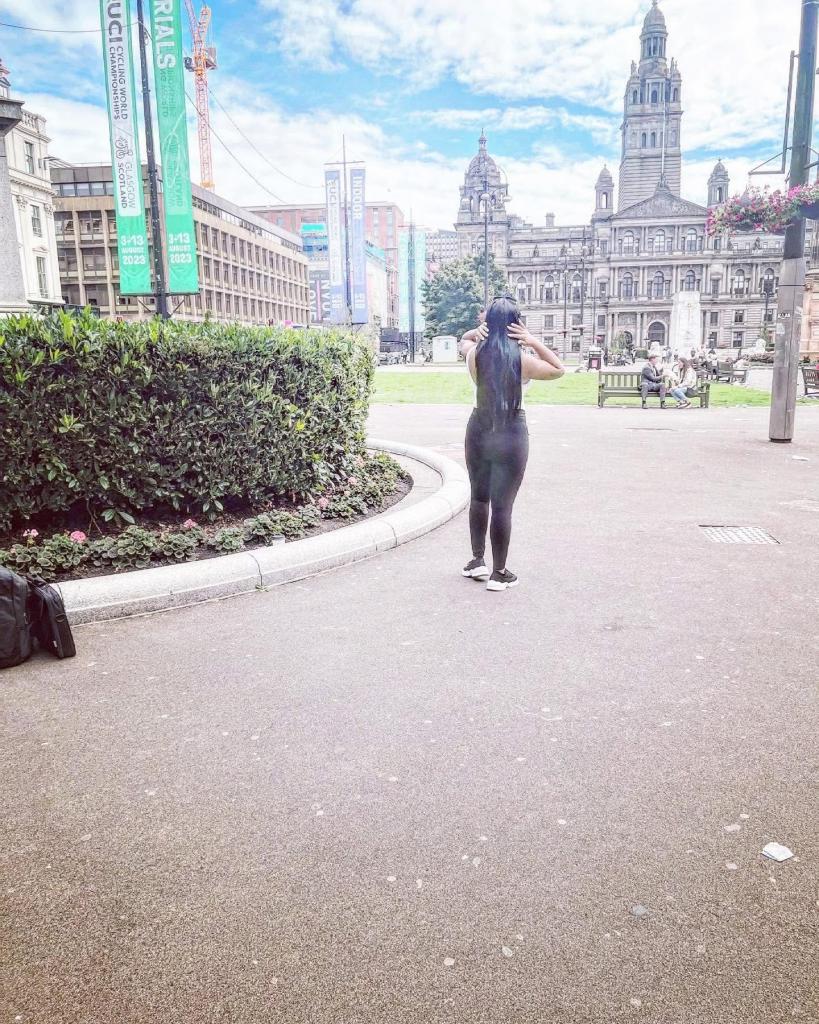 Chica busca chico en Lugo: 