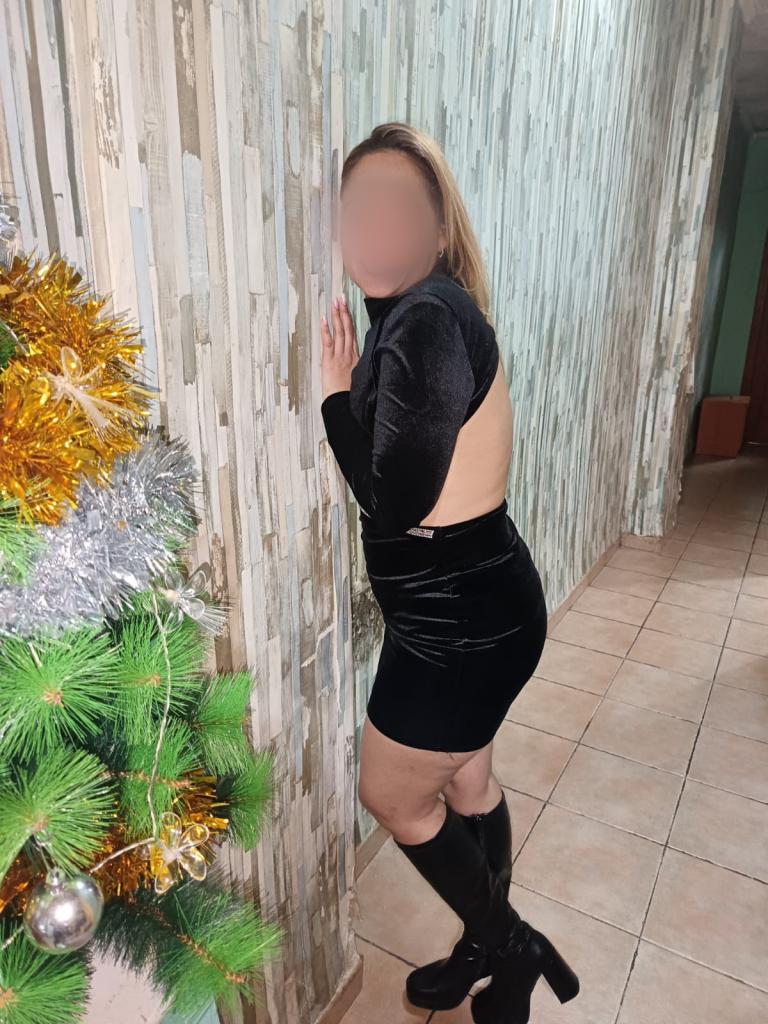 711250104: Chica busca chico en Alicante