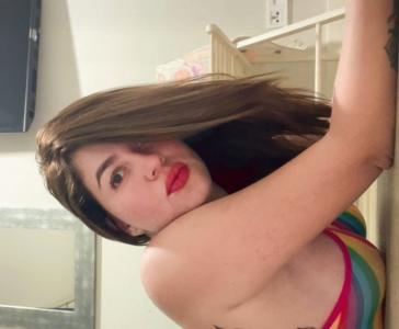 623364441: Chica busca chico en Madrid