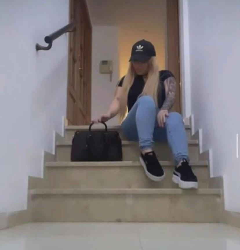 672989266: Chica busca chico en Valencia