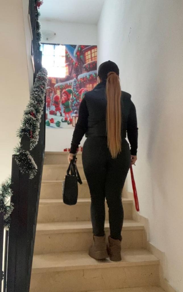 672989266: Chica busca chico en Valencia