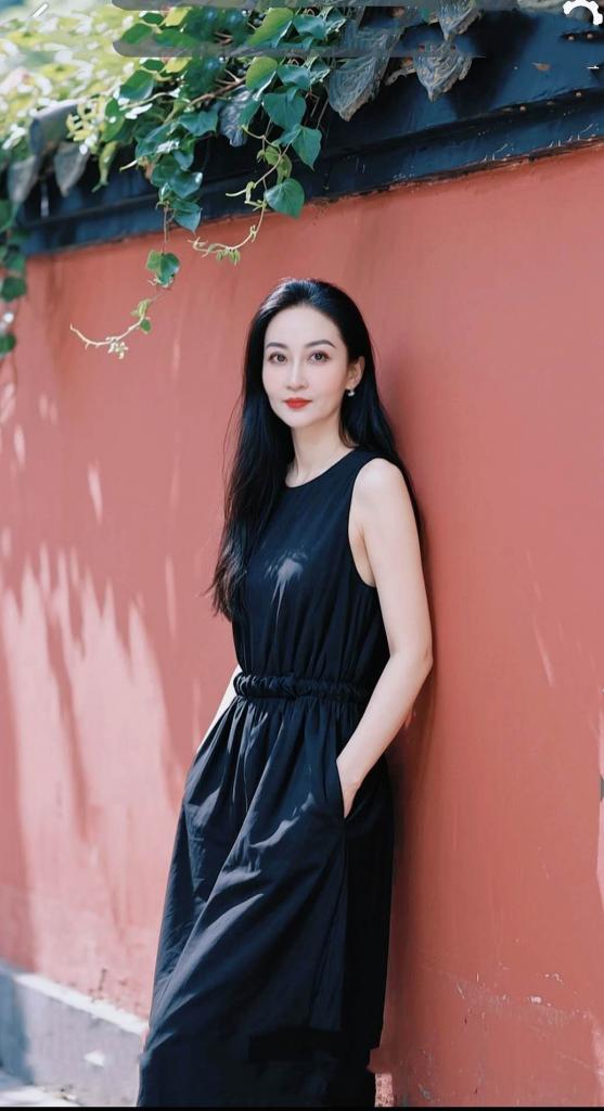 692243559: Chica busca chico en Pontevedra