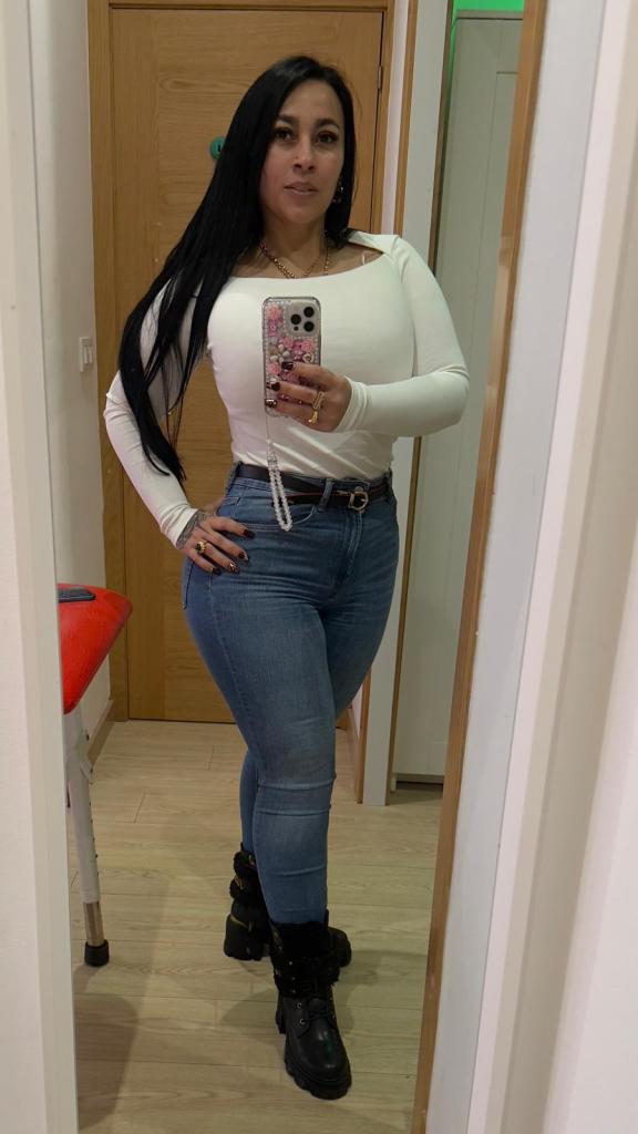 Chica busca chico en Pontevedra: 