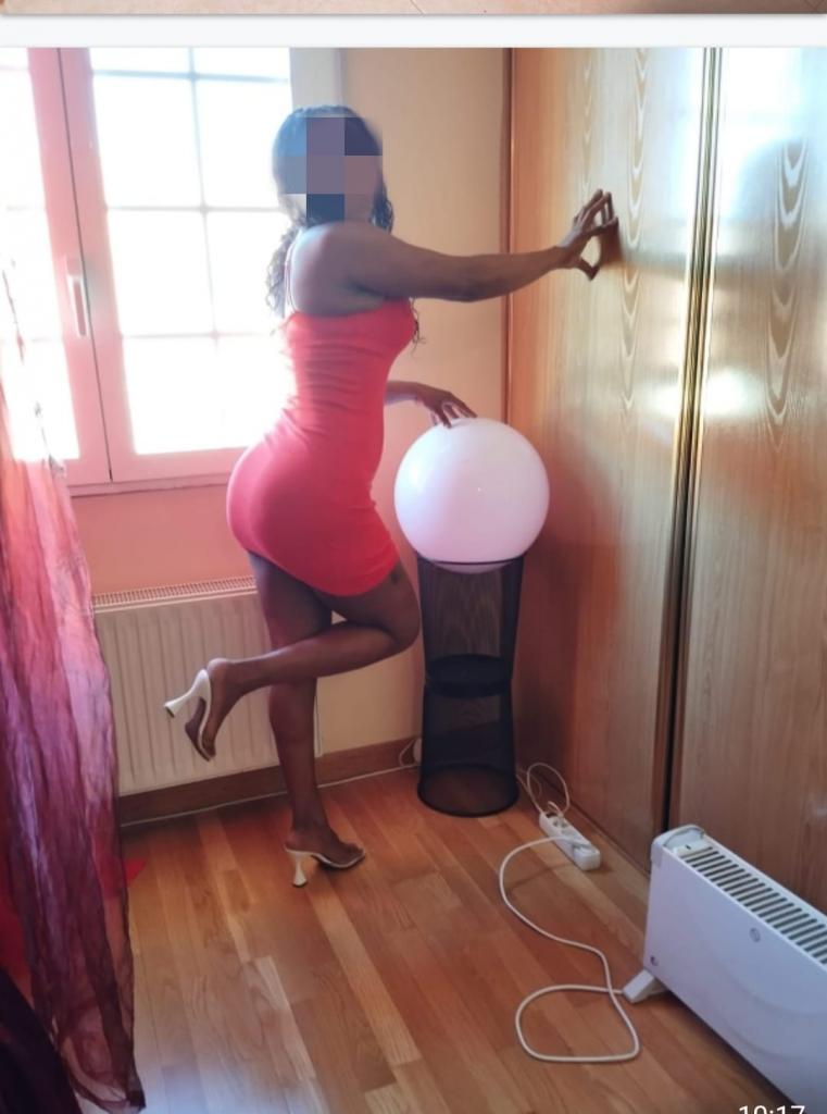 632235083: Chica busca chico en Zamora