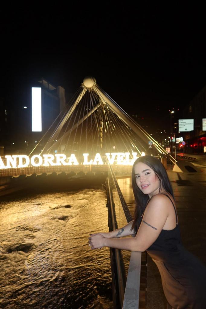 653565836: Chica busca chico en Guipúzcoa