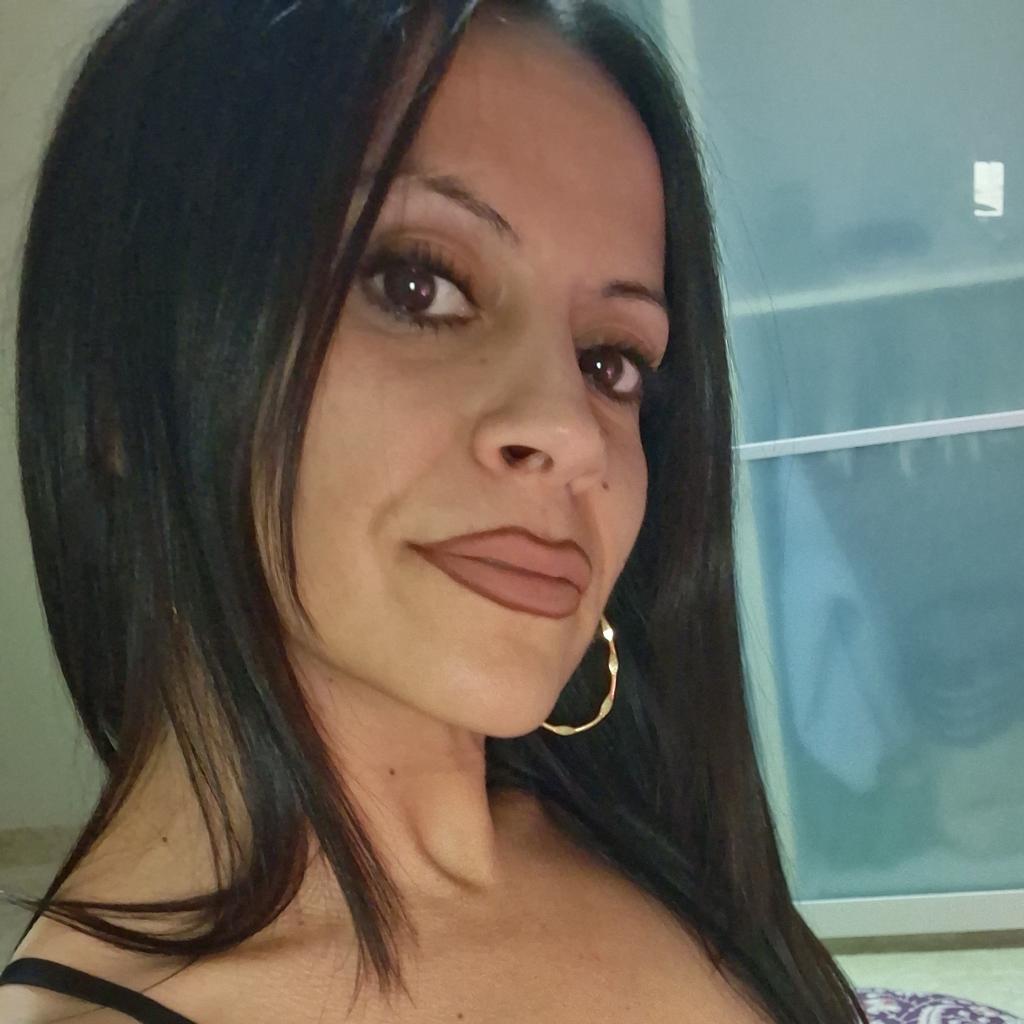 Chica busca chico en Almería: 