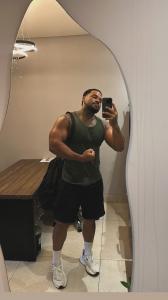 657227585: Chico busca chica en Valencia