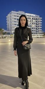 678554359: Transexual en León