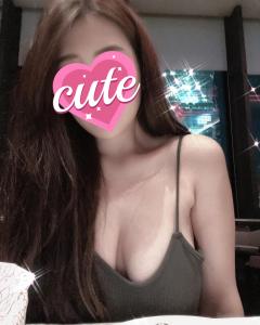 614776939: Chica busca chico en Barcelona