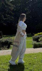 664094515: Chica busca chico en Valencia