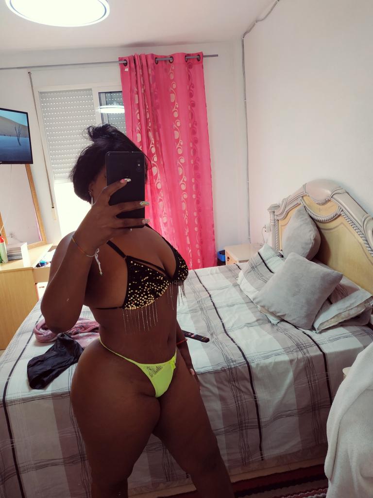 Chica busca chico en Murcia: 