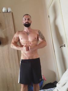 Chico busca chica en Málaga: 