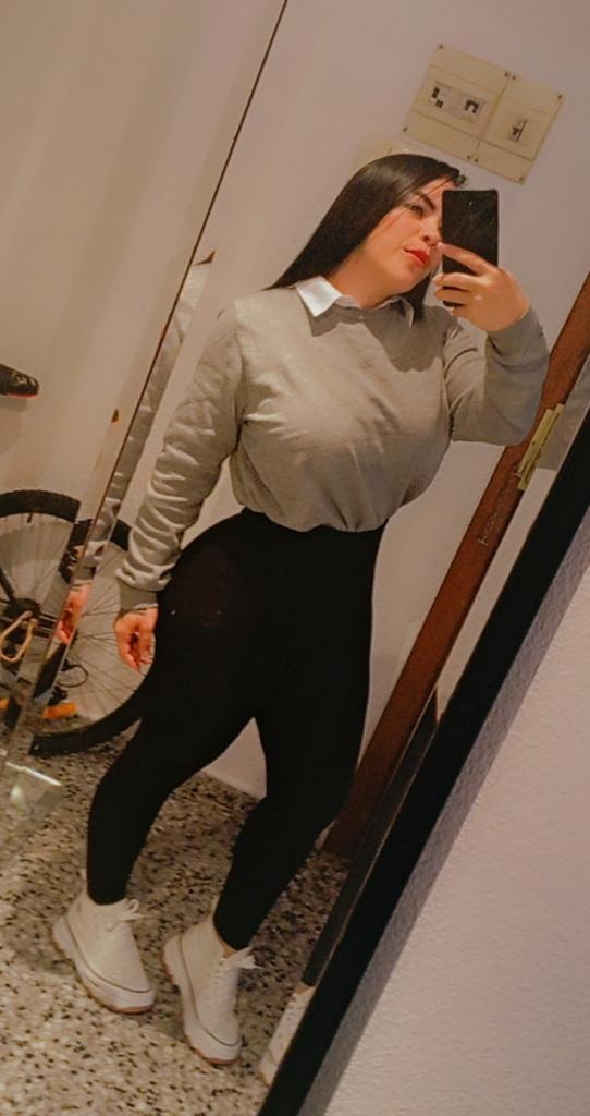 Chica busca chico en Almería: 