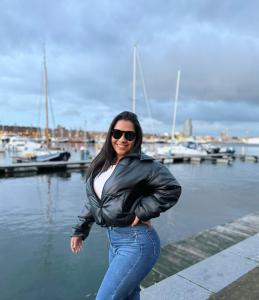 631361845: Chica busca chico en Zaragoza