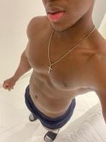 688630185: Chico busca chica en Barcelona