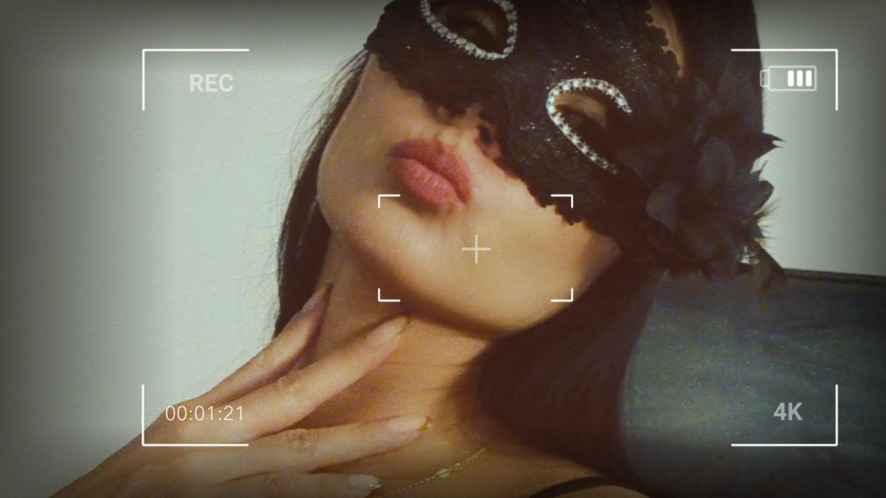 610637216: Chica busca chico en Barcelona