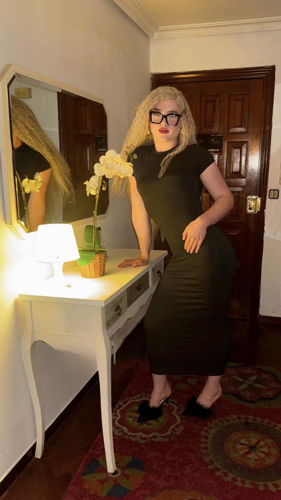 624567517: Transexual en La Coruña