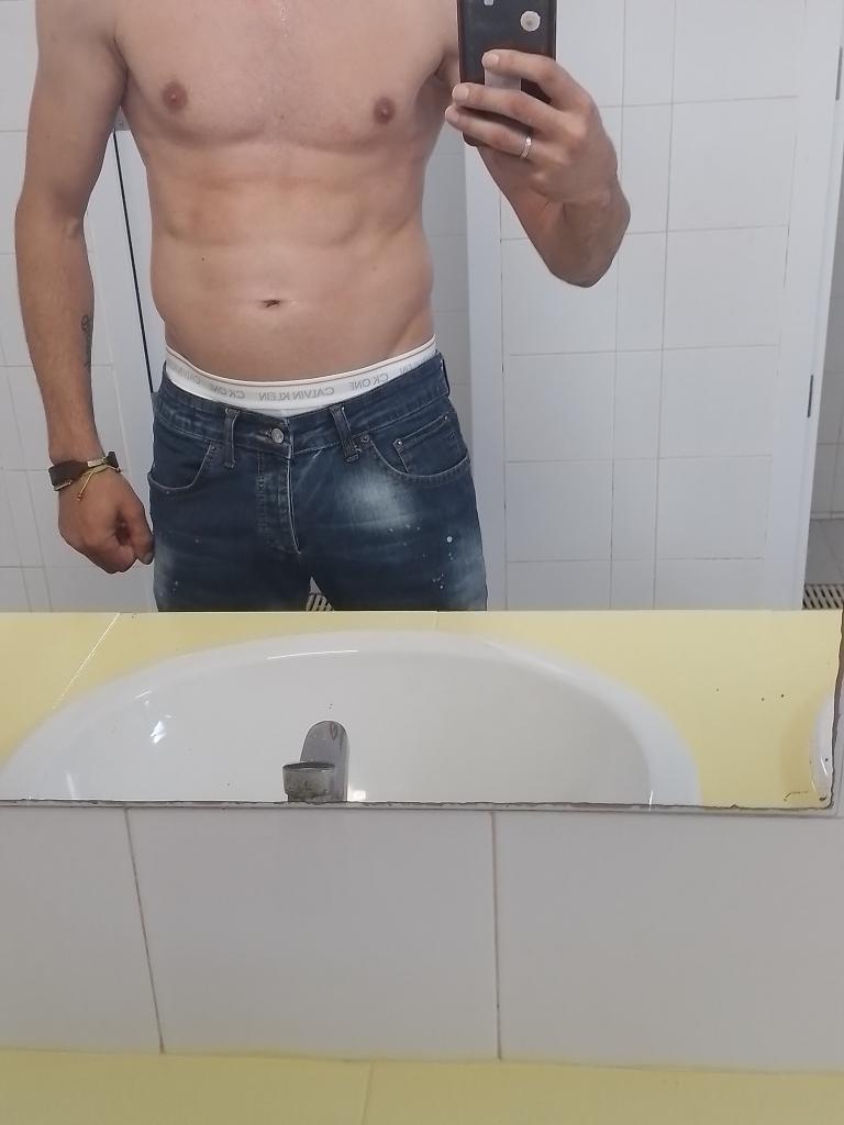 Chica busca chico en Navarra: 