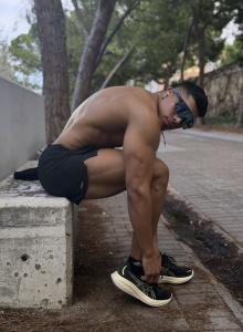 674504023: Chico busca chica en Barcelona