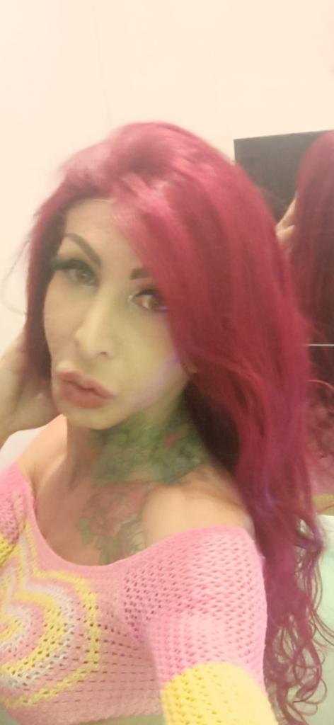 692831816: Transexual en Barcelona