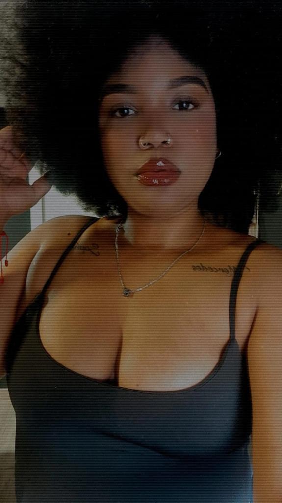 672821343: Chica busca chico en Las Palmas