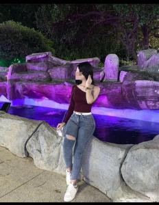 647637764: Chica busca chico en Málaga