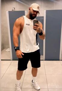 657227585: Chico busca chica en Valencia