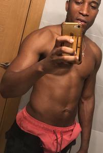 Chico busca chica en Las Palmas: 