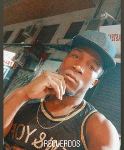 Chico busca chica en Las Palmas: 