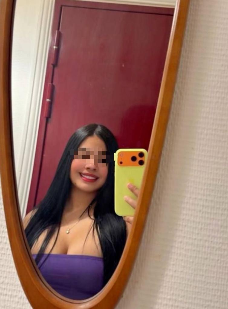 614853364: Chica busca chico en Lugo