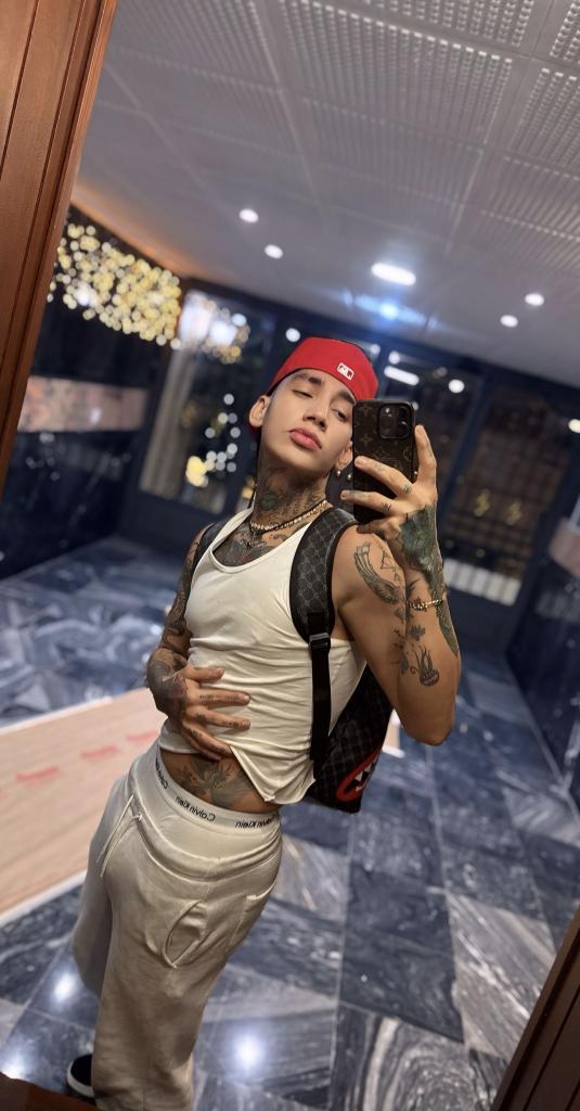 627295189: Chico busca chica en Cádiz