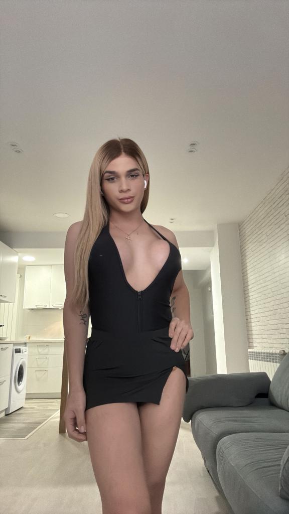 666879370: Transexual en Valencia