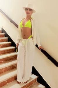 607212118: Travesti en Cádiz