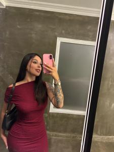 643876585: Chica busca chico en La Coruña