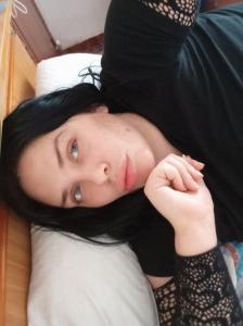 613952439: Chica busca chico en Granada