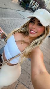 607656454: Chica busca chico en Granada