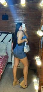 676606353: Chica busca chico en Valencia