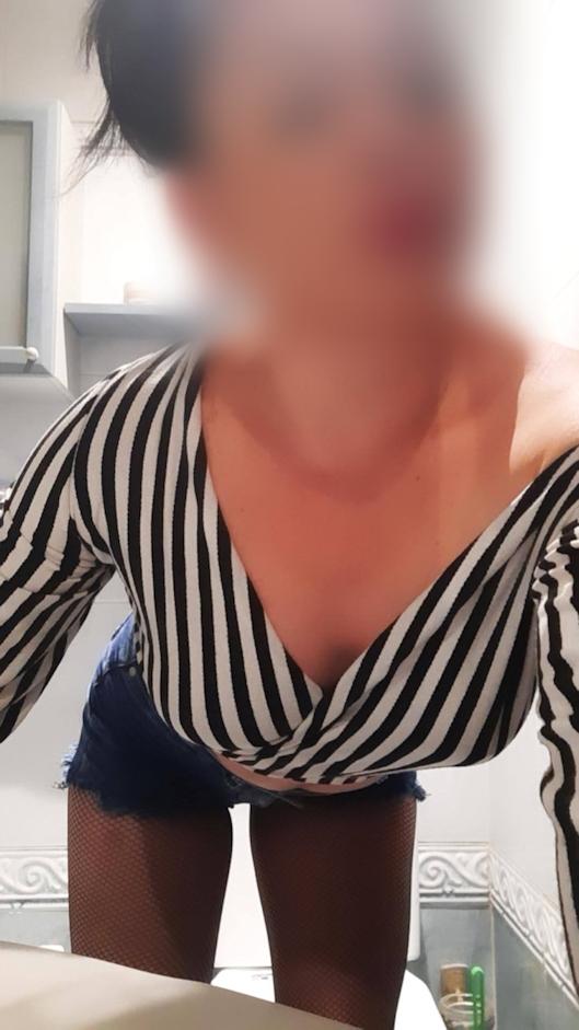 Chica busca chico en Granada: 