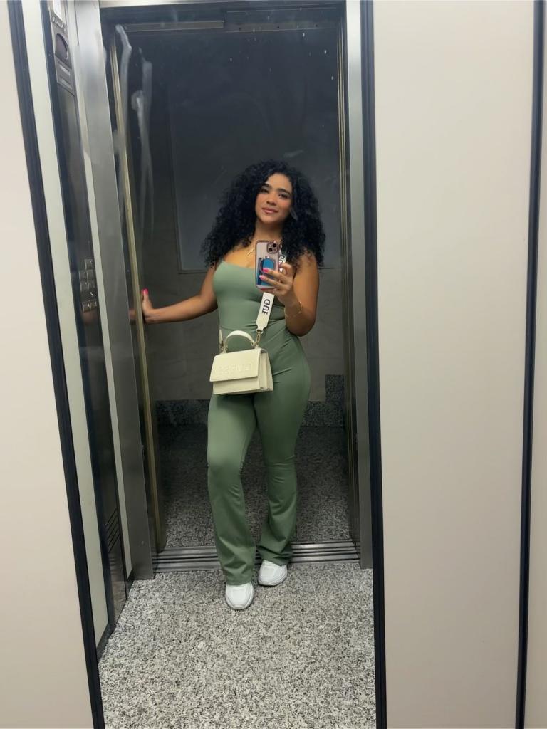 613836927: Chica busca chico en Vizcaya