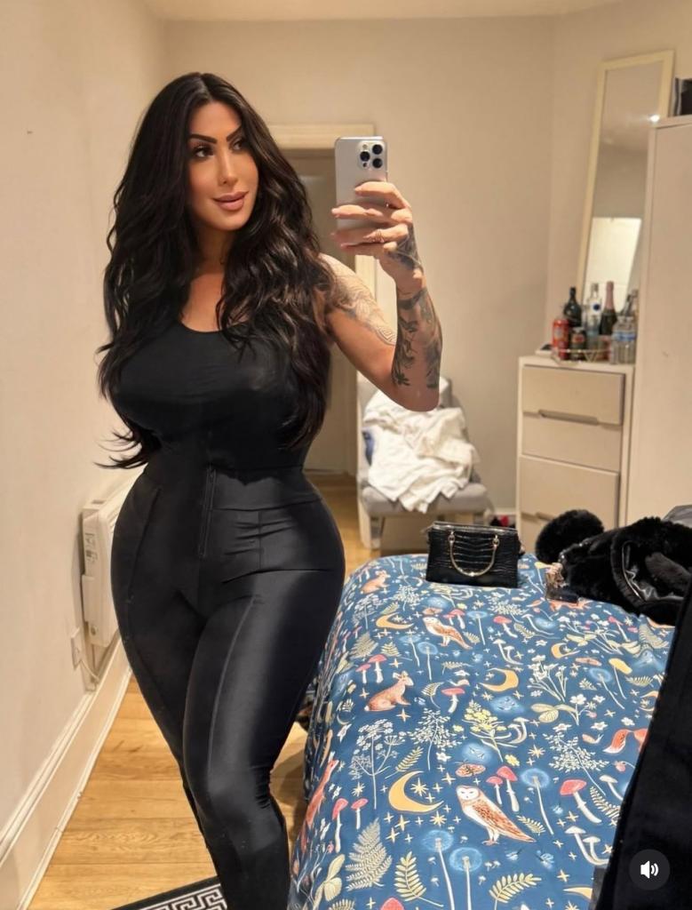 657222026: Transexual en Barcelona