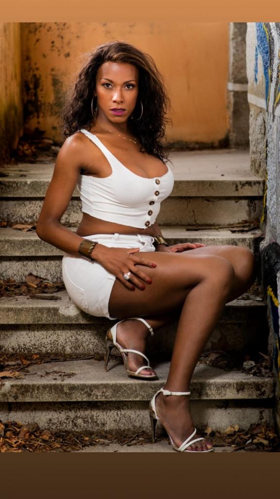 613202149: Travesti en Lugo