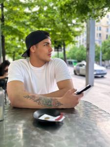 Chico busca chica en Zaragoza: 