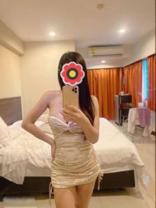 656555993: Chica busca chico en Madrid