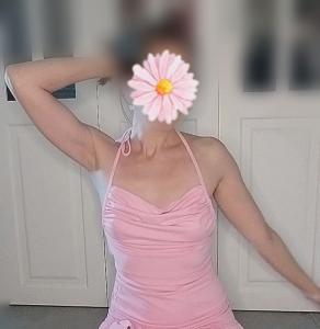 602379781: Chica busca chico en Sevilla