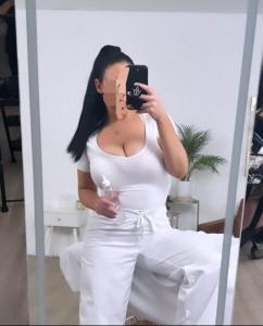 614289685: Chica busca chico en Mallorca