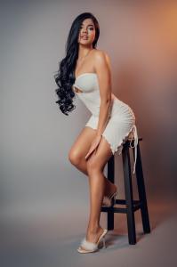 Chica busca chico en Madrid: Chica busca chico