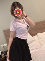 697819499: Chica busca chico en Barcelona