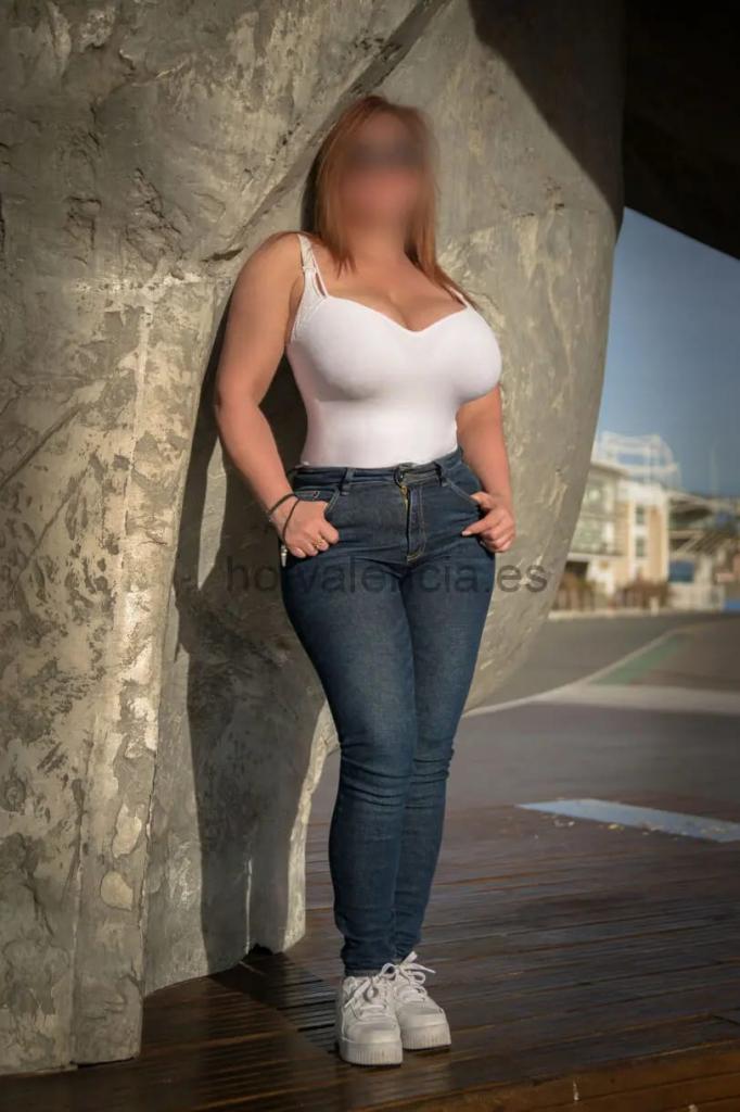 Chica busca chico en Almería: 