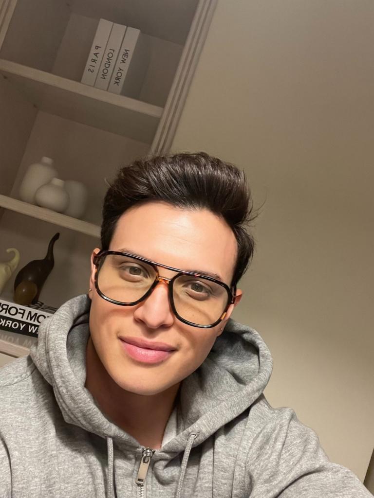 Chico busca chica en Valencia: 