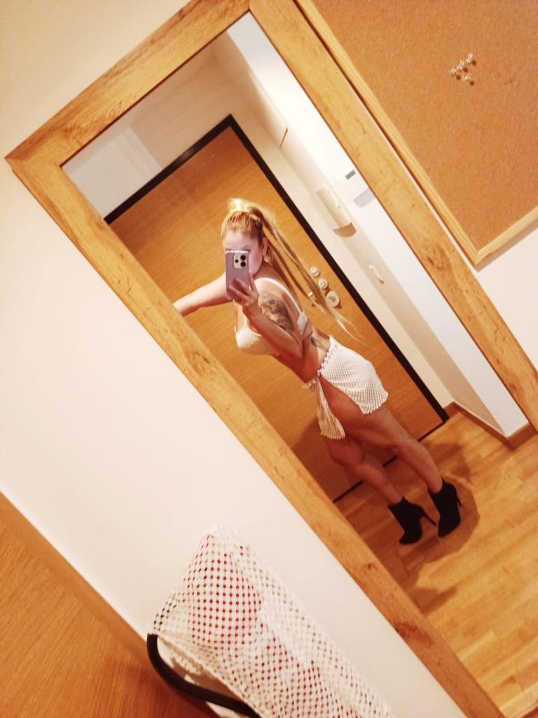 627887761: Chica busca chico en Valencia